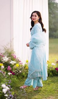 Hania Aamir feet photo 14