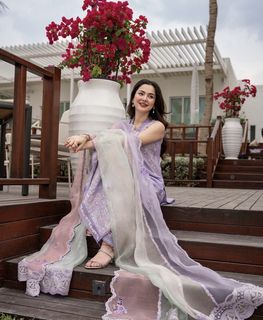 Hania Aamir feet photo 6