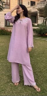 Hania Aamir feet photo 13