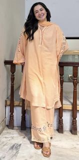 Hania Aamir feet photo 11