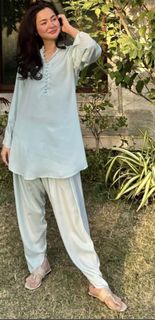 Hania Aamir feet photo 2