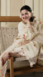 Hania Aamir feet photo 18