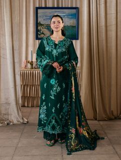 Hania Aamir feet photo 4