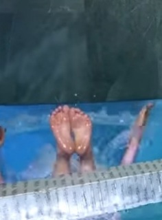 Hania Puchalska feet photo thumbnail