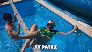 Hania Puchalska feet photo thumbnail