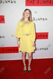 Hanna Alström feet photo 13