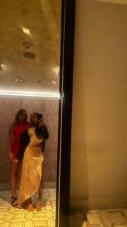 Hanna Cavinder feet photo 10