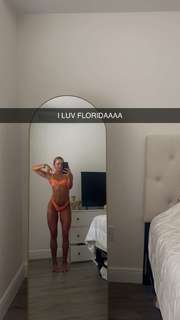 Hanna Cavinder feet photo 5