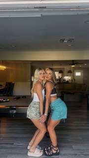 Hanna Cavinder feet photo 1