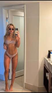 Hanna Cavinder feet photo 17