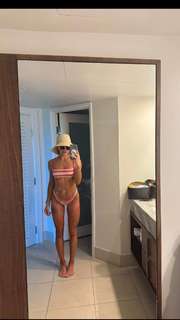 Hanna Cavinder feet photo 15