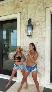 Hanna Cavinder feet photo 17