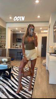 Hanna Cavinder feet photo 4