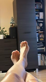 Hanna Iluszczenko feet photo 3