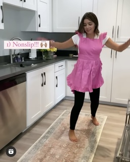 Hannah Ann Sluss feet photo 4
