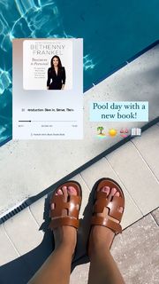 Hannah Ann Sluss feet photo 4