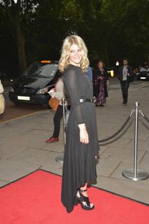 Hannah Arterton feet photo 8
