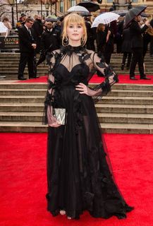 Hannah Arterton feet photo 3