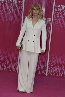 Hannah Arterton feet photo 2