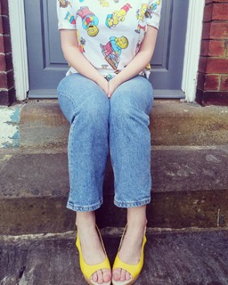 Hannah Arterton feet photo 10