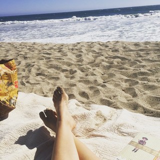 Hannah Barefoot feet photo 1