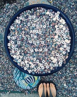 Hannah Barefoot feet photo 11