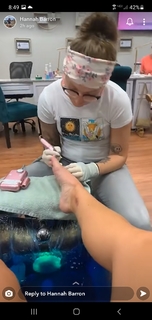 Hannah Barron feet photo thumbnail