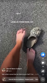 Hannah Barron feet photo thumbnail