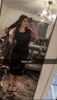 Hannah Barron feet photo thumbnail