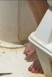 Hannah Barron feet photo 20