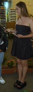 Hannah Berner feet photo thumbnail