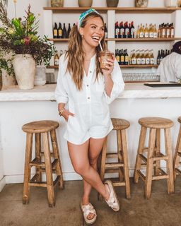 Hannah Brown feet photo 5