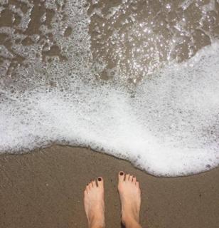 Hannah Cranston feet photo 10