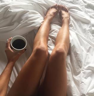 Hannah Cranston feet photo 12