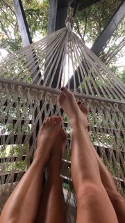 Hannah Cranston feet photo 8