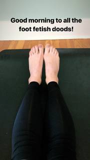 Hannah Cranston feet photo 19