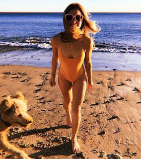 Hannah Cranston feet photo 4