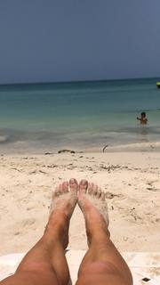 Hannah Cranston feet photo 2