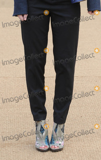 Hannah Dodd feet photo 2