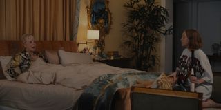 Hannah Einbinder feet photo 19