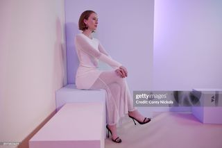 Hannah Einbinder feet photo 10