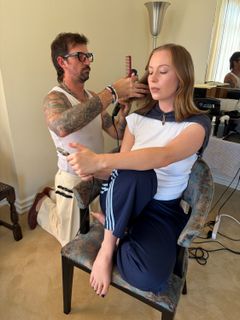 Hannah Einbinder feet photo 2