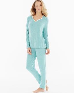 Hannah Ferguson feet photo thumbnail