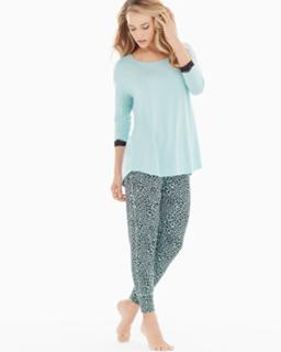 Hannah Ferguson feet photo thumbnail