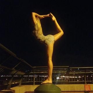 Hannah Ferguson feet photo thumbnail