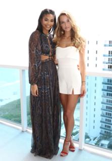 Hannah Ferguson feet photo thumbnail