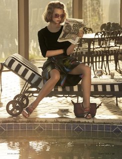 Hannah Ferguson feet photo thumbnail