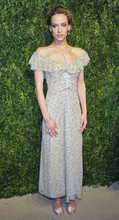 Hannah Ferguson feet photo thumbnail