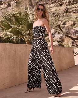 Hannah Ferguson feet photo thumbnail