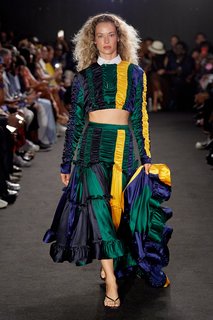 Hannah Ferguson feet photo thumbnail